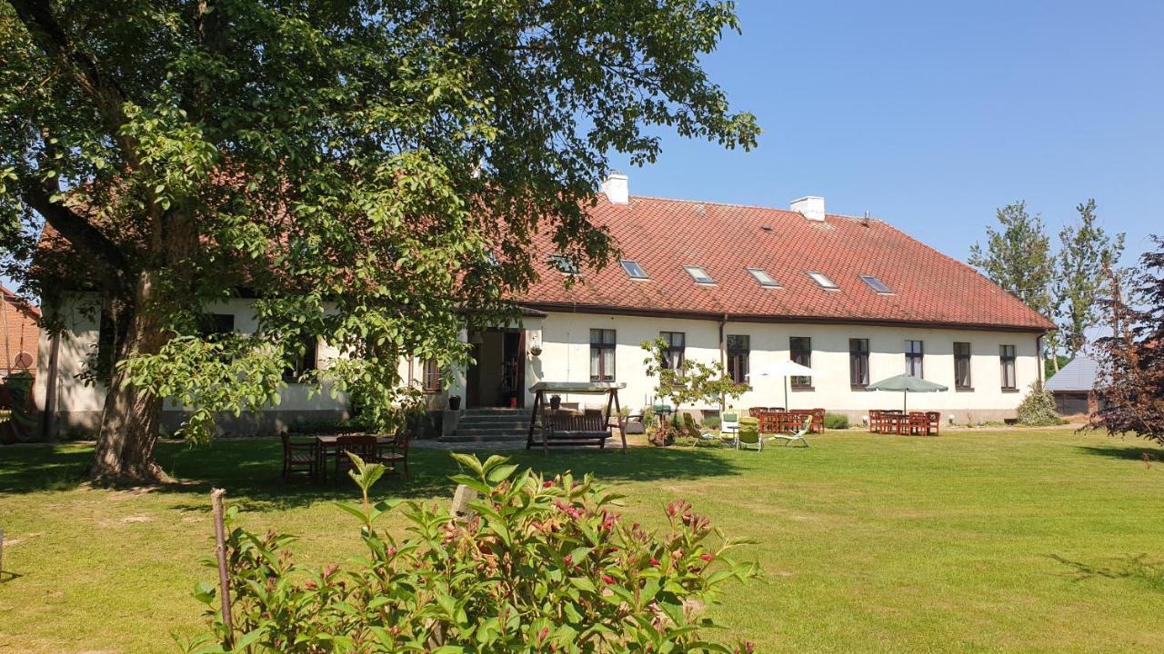 Folwark Goscino-Dwor Bed & Breakfast Екстериор снимка