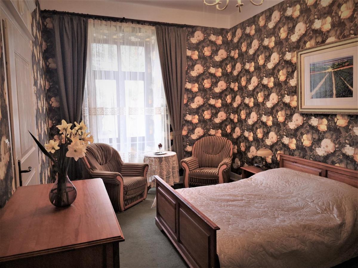 Folwark Goscino-Dwor Bed & Breakfast Екстериор снимка