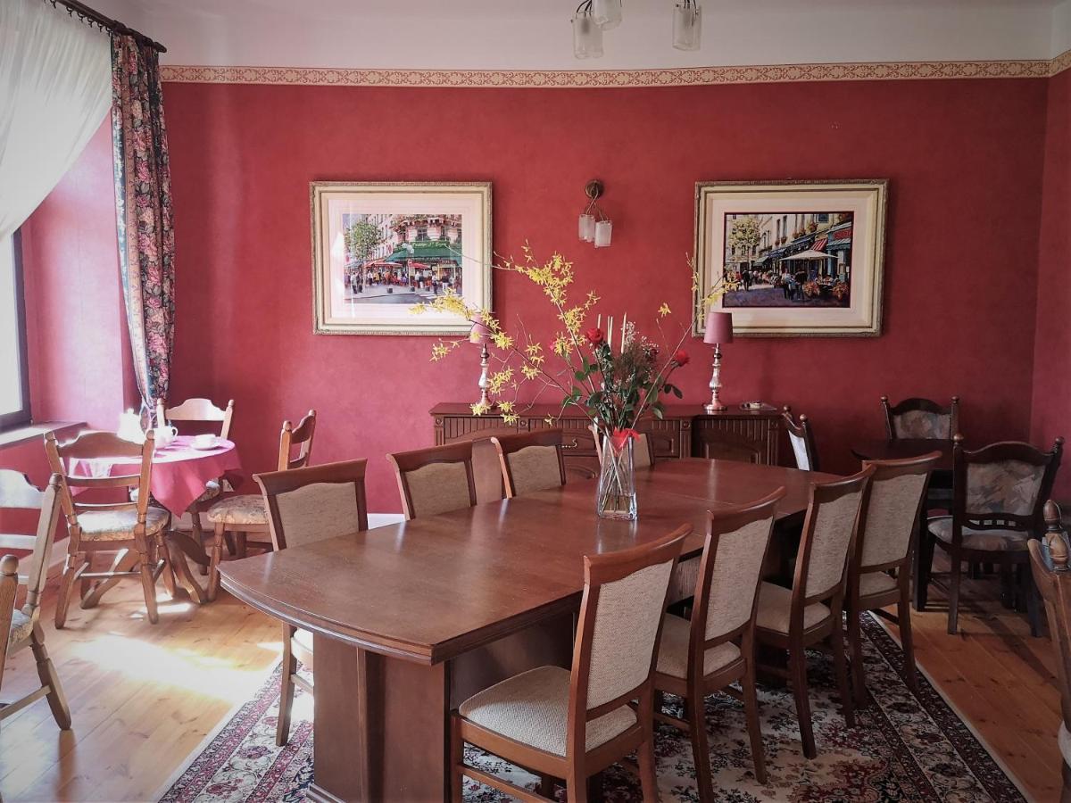 Folwark Goscino-Dwor Bed & Breakfast Екстериор снимка